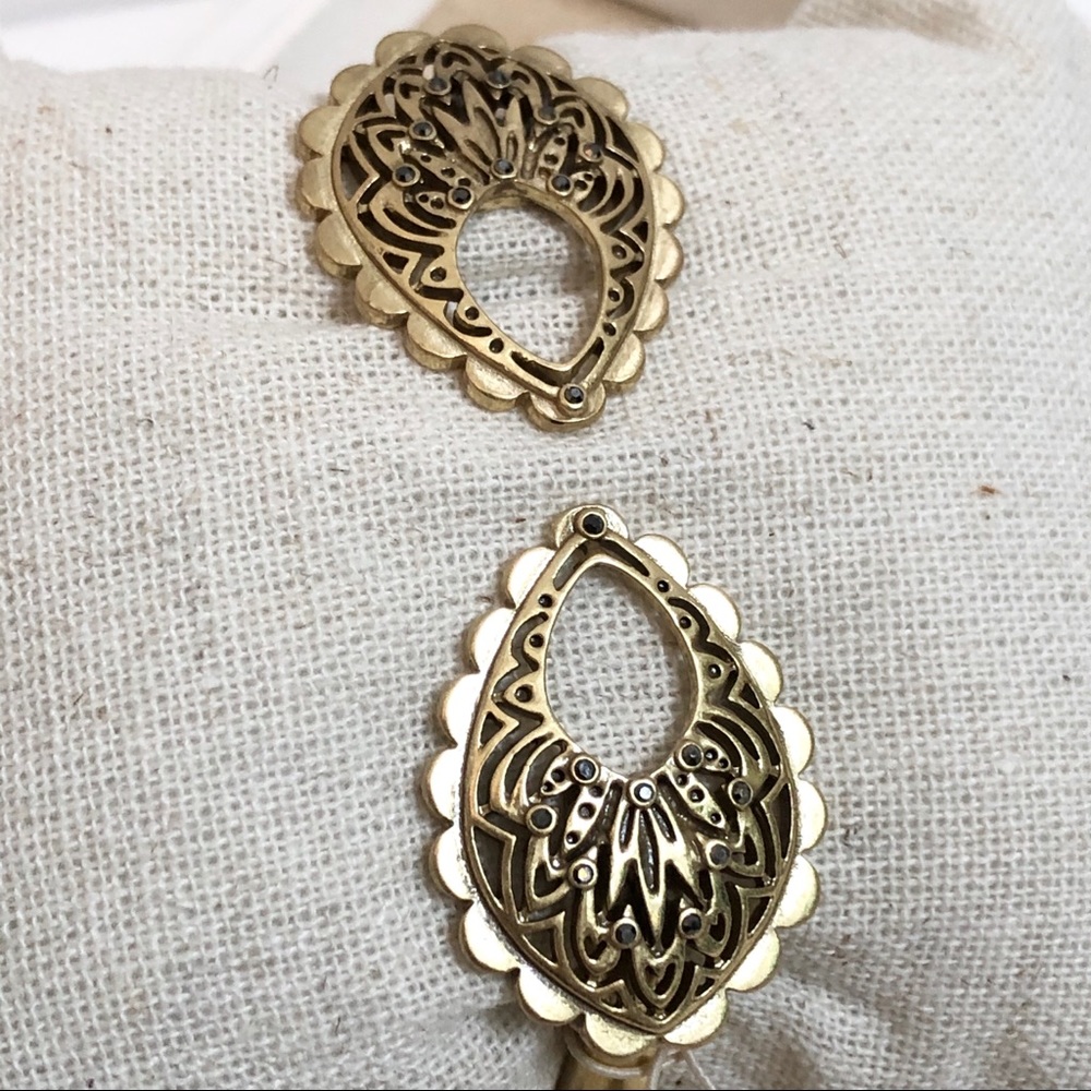 Lucky Brand Openwork Hinge Cuff - new - Picture 6 of 6